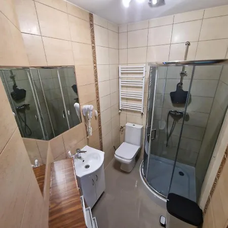 Karmazyn ホームステイ