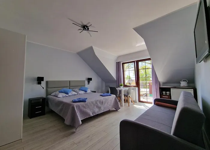 Karmazyn نيخوجة