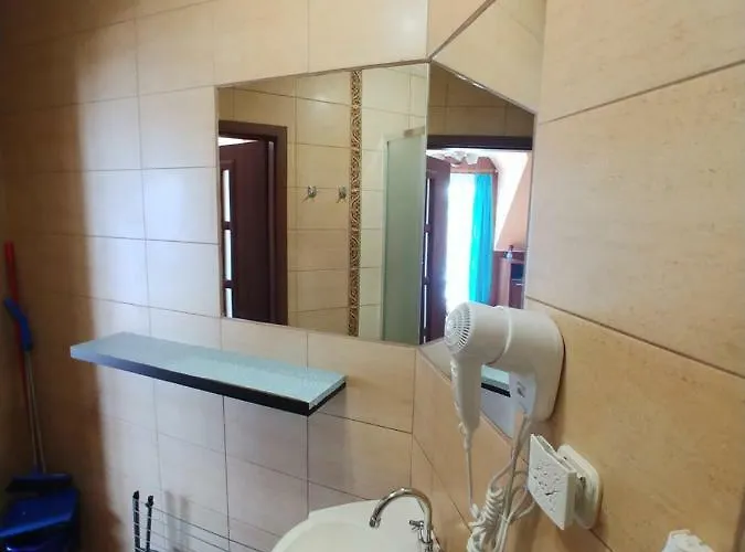 Karmazyn * نيخوجة